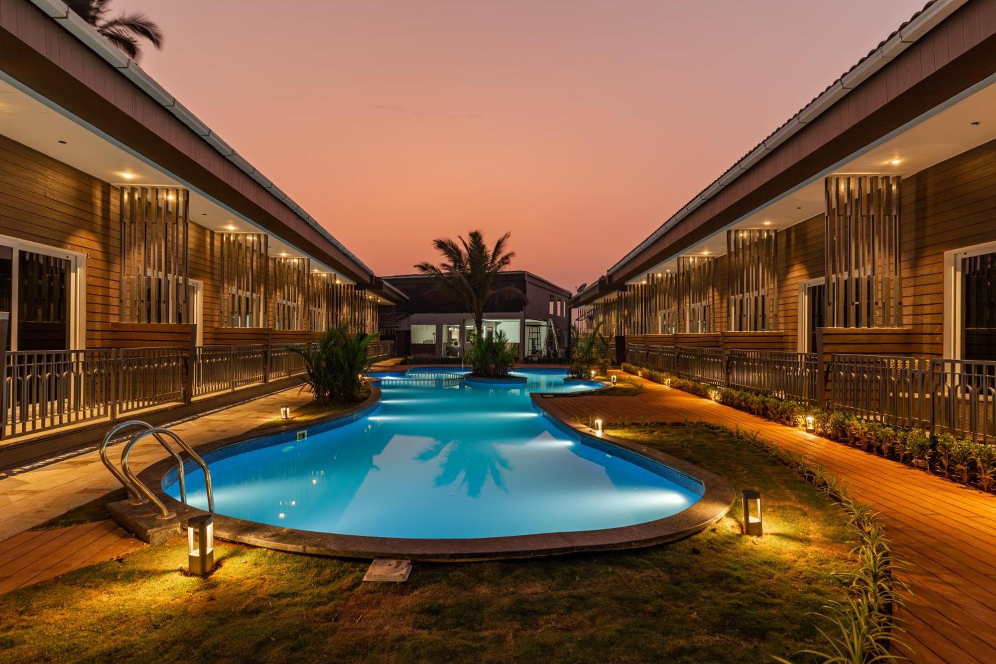 Amara By The Sea Calangute Hotel Exterior photo